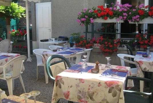 Screenshot 2026-04-02 at 08-10-33 Café du Soleil Corsier – Restaurant à Corsier GE local.ch